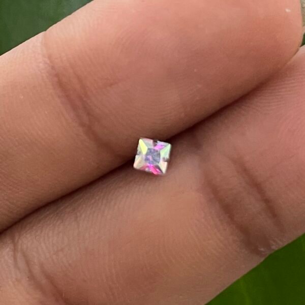 Labret cuadrado zirconia