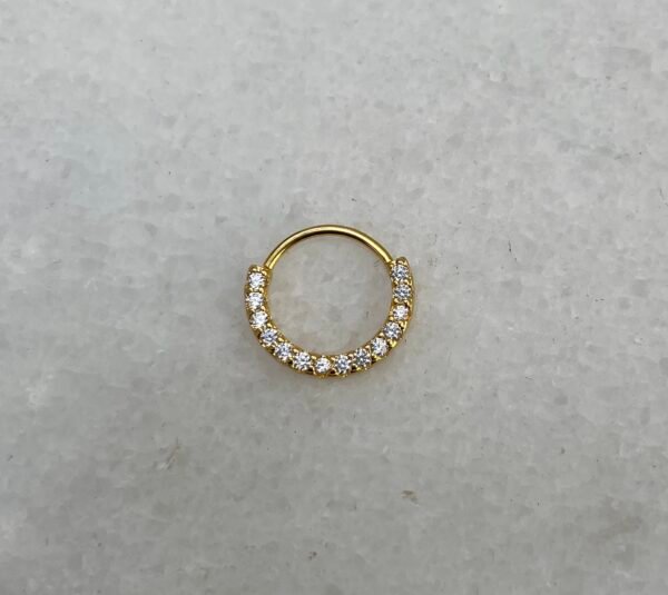 Aro zircon